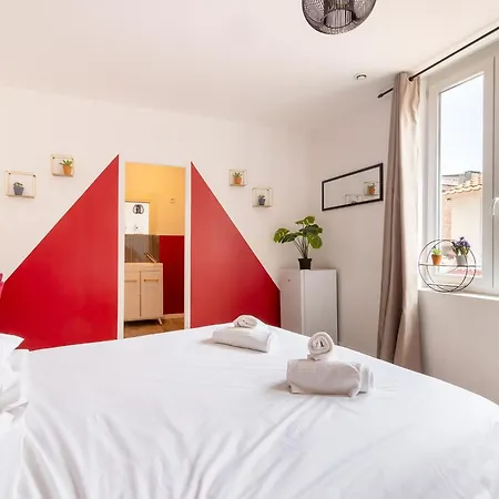 S&k Grande Rue - Chambre Spacieuse Et Sdb Privee - Netflix Et Cuisine * 루베